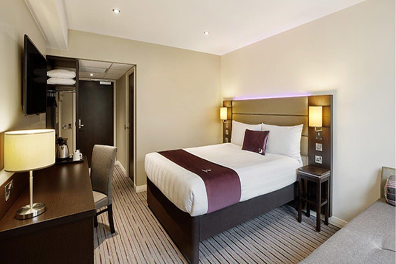Premier Inn Abingdon Extérieur photo