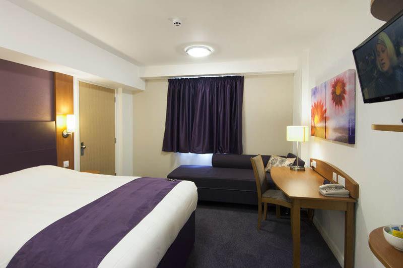 Premier Inn Abingdon Extérieur photo